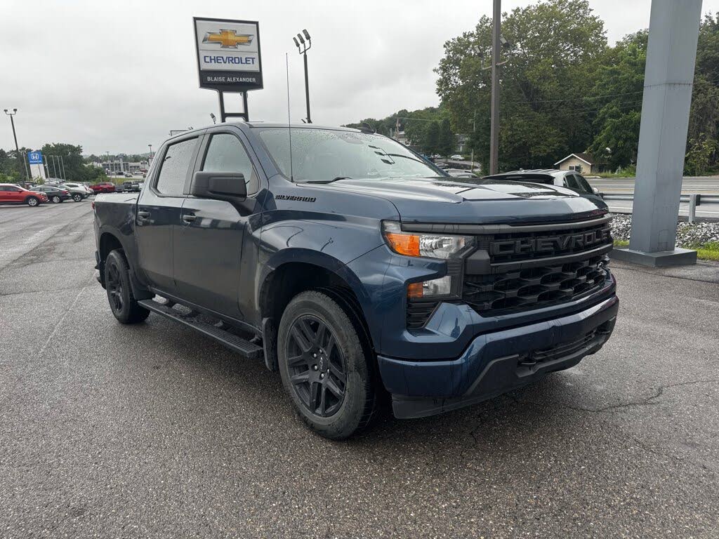2023 Chevrolet Silverado 1500 Custom Crew Cab 4WD