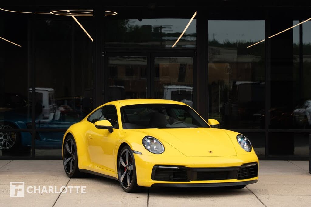 2020 Porsche 911 Carrera S Coupe RWD