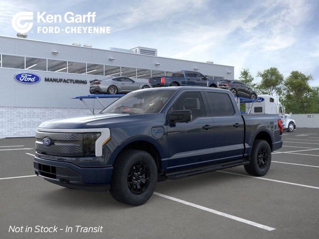 2025 Ford F-150 Lightning XLT SuperCrew AWD