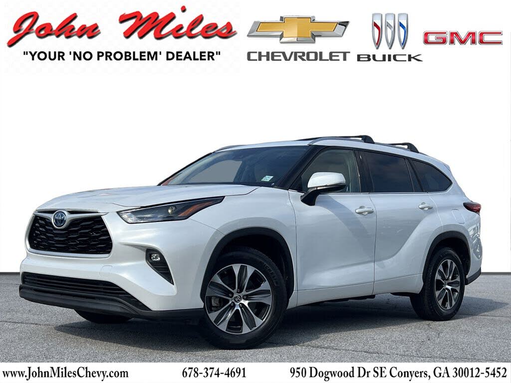 2022 Toyota Highlander Hybrid XLE FWD