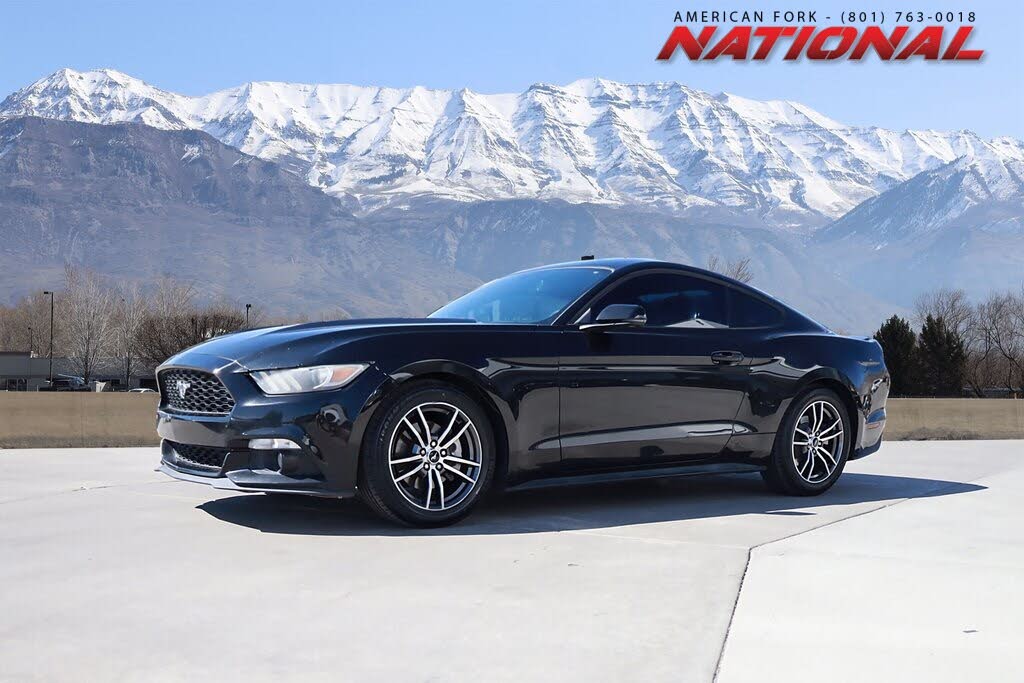 2017 Ford Mustang EcoBoost Premium Coupe RWD