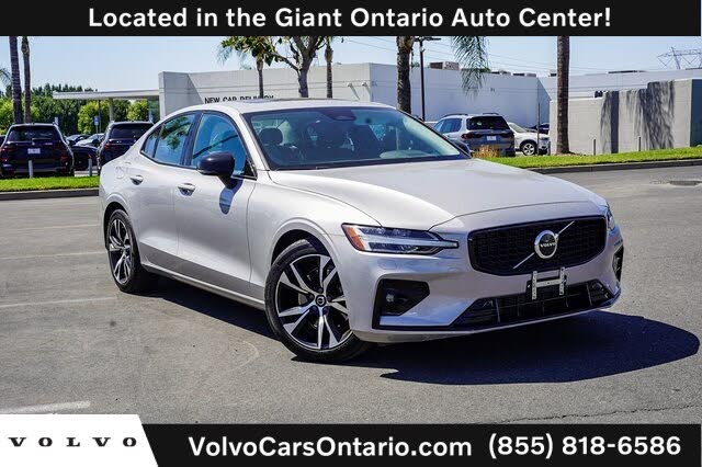 2025 Volvo S60 B5 Core AWD