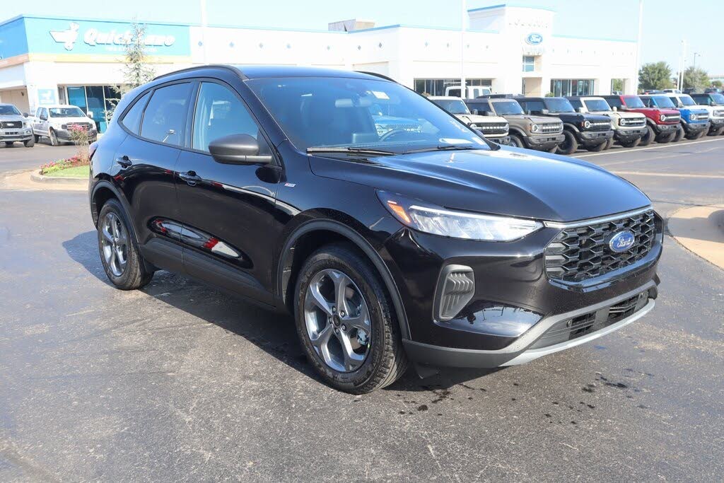 2025 Ford Escape ST-Line FWD