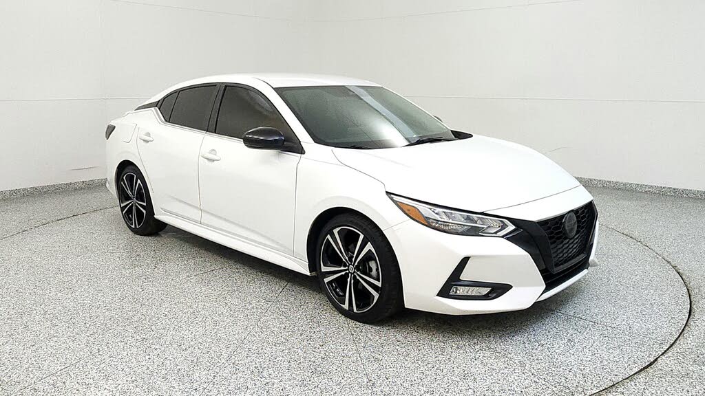 2022 Nissan Sentra SR FWD