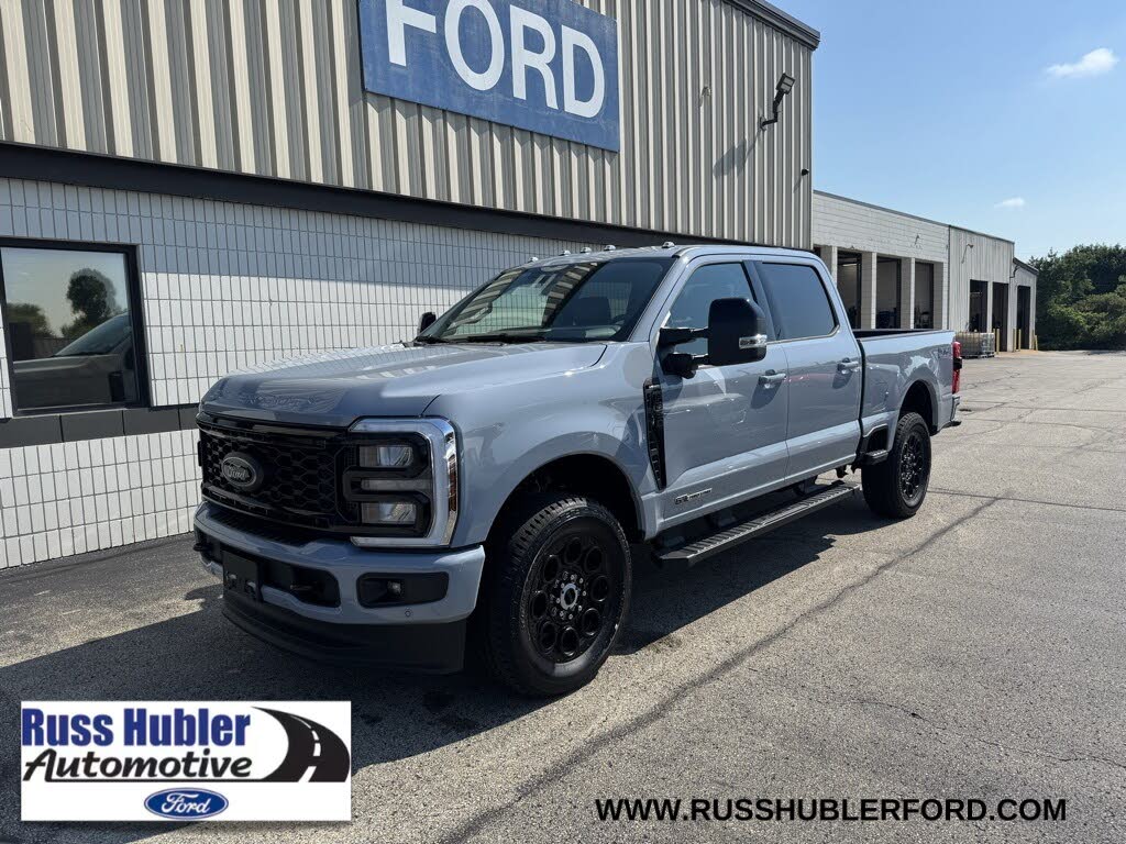 2025 Ford F-250 Super Duty Lariat Crew Cab 4WD