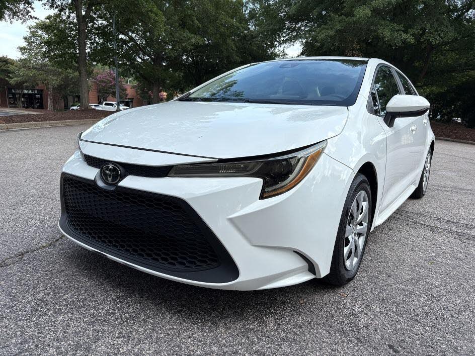 2022 Toyota Corolla LE FWD