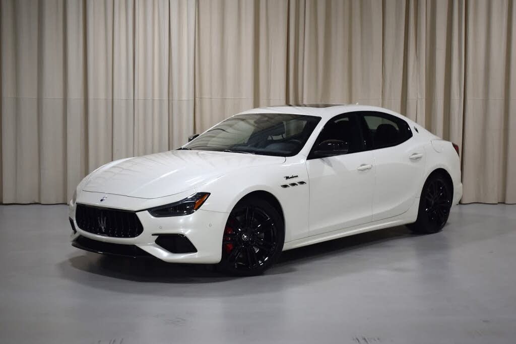 2022 Maserati Ghibli Modena Q4 AWD