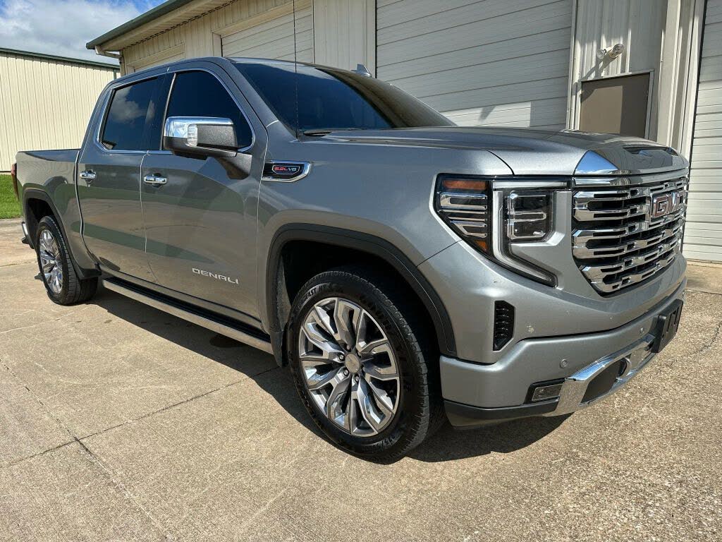2023 GMC Sierra 1500 Denali Crew Cab 4WD