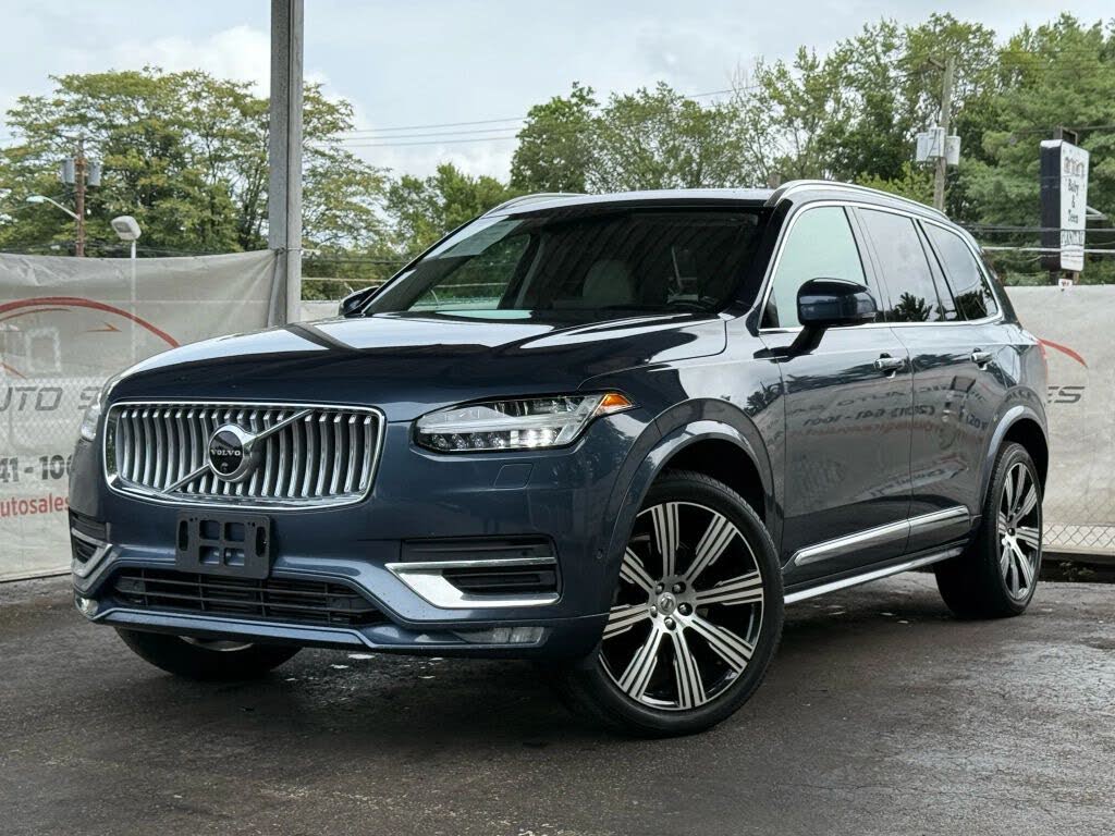 2022 Volvo XC90 T6 Inscription 7-Passenger AWD