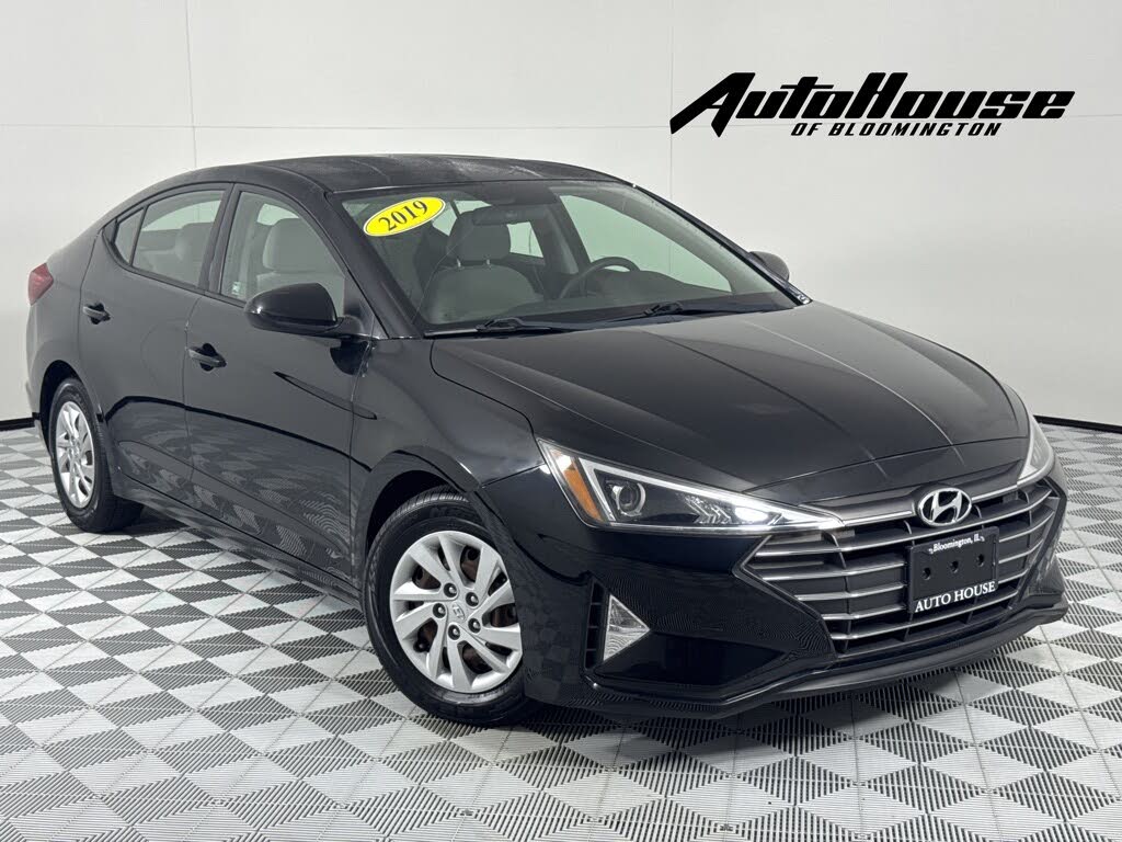 2019 Hyundai Elantra SE FWD