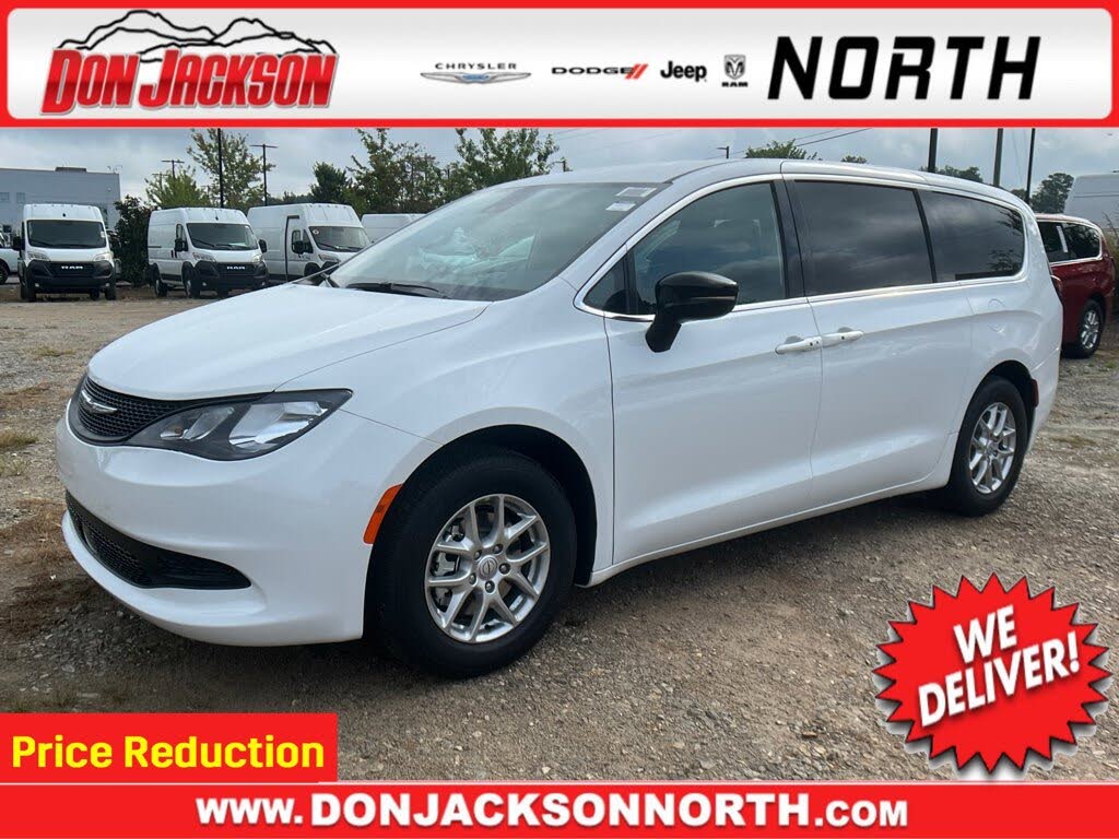 2026 Chrysler Voyager LX FWD