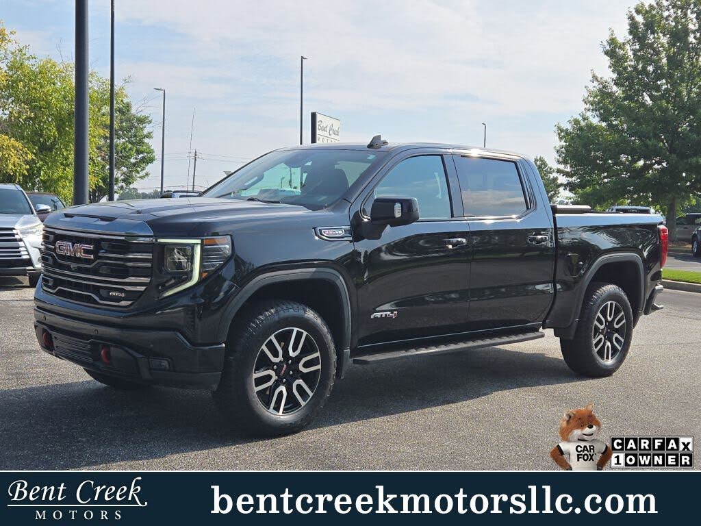 2022 GMC Sierra 1500 AT4 Crew Cab 4WD