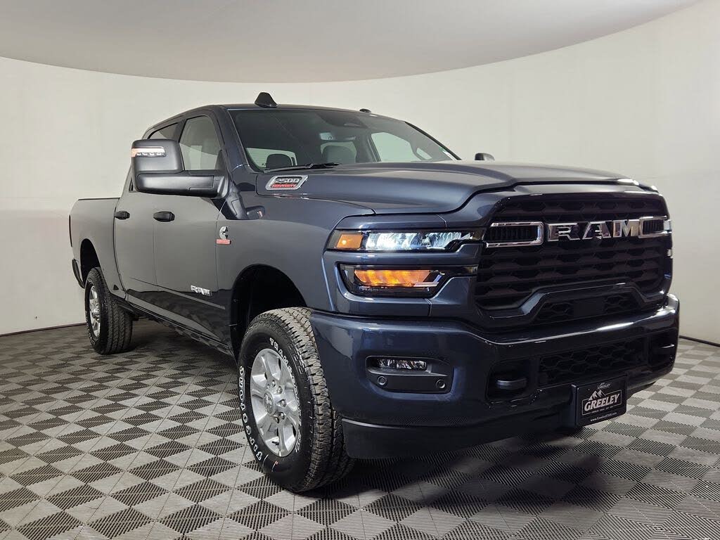 2025 RAM 2500 Big Horn Crew Cab 4WD