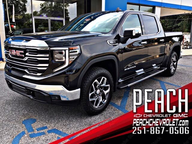 2026 GMC Sierra 1500 SLT Crew Cab 4WD