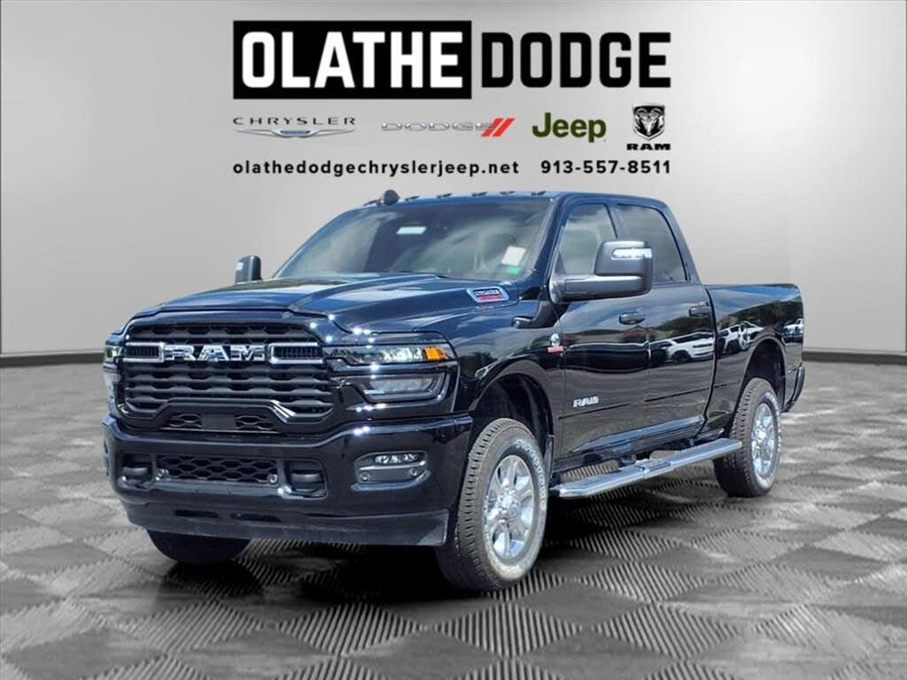 2025 RAM 2500 Big Horn Crew Cab 4WD