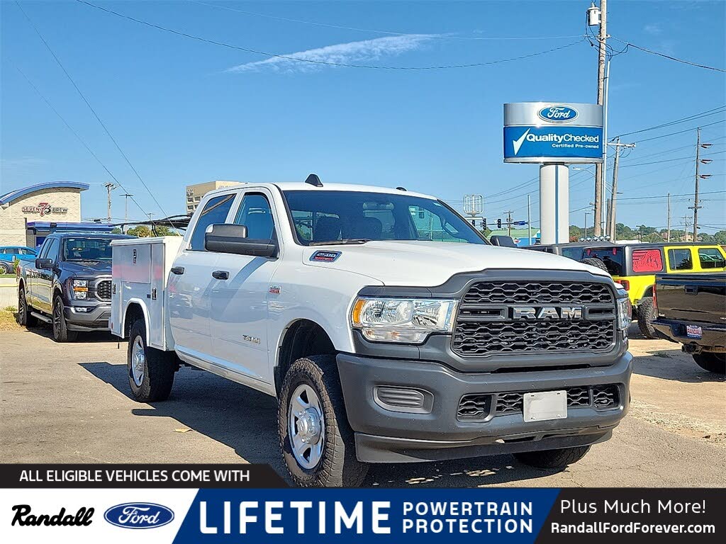 2022 RAM 2500 Tradesman Crew Cab 4WD