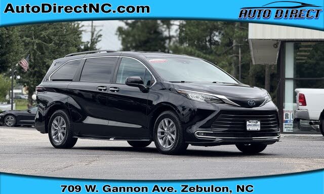 2023 Toyota Sienna XLE 8-Passenger FWD