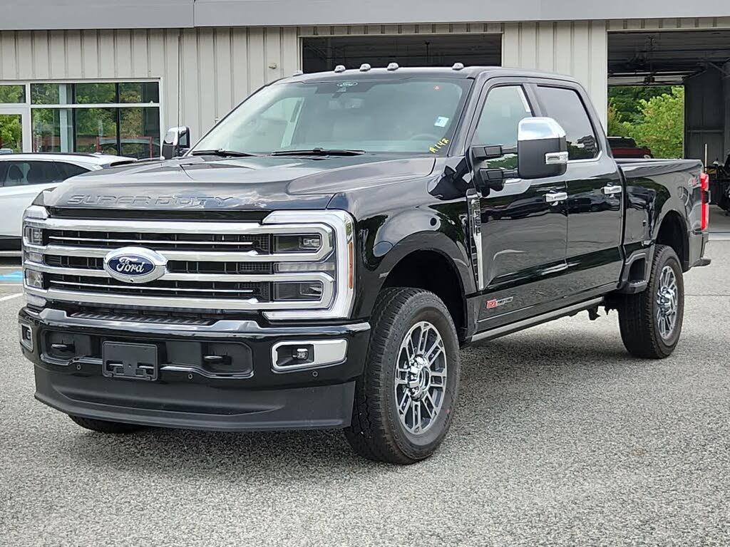 2025 Ford F-350 Super Duty Platinum Crew Cab 4WD