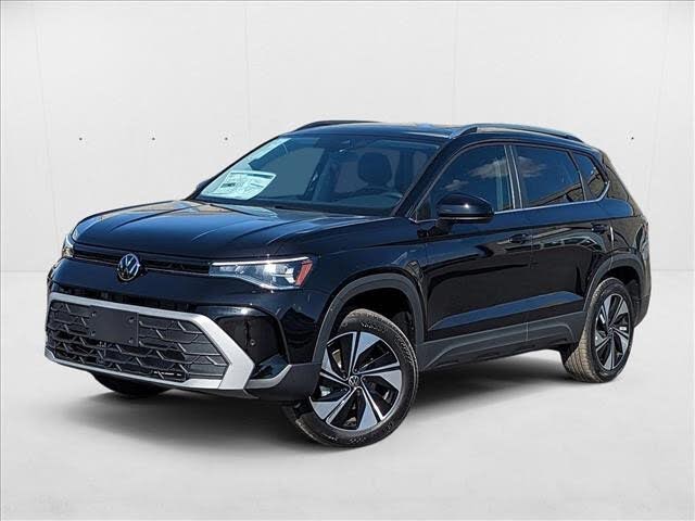 2025 Volkswagen Taos SE 4Motion
