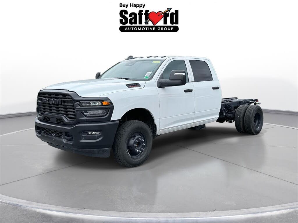 2025 RAM 3500 Chassis Tradesman Crew Cab LB DRW 4WD