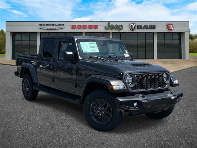 2025 Jeep Gladiator Sport S Crew Cab 4WD