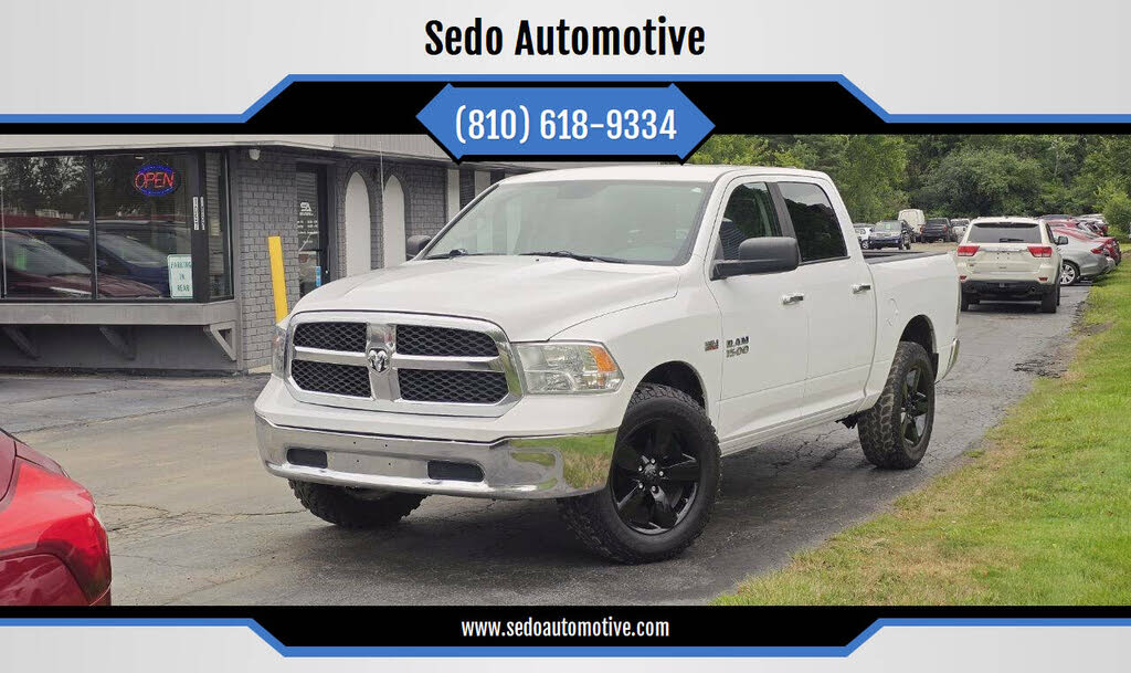 2015 RAM 1500 SLT Crew Cab 4WD