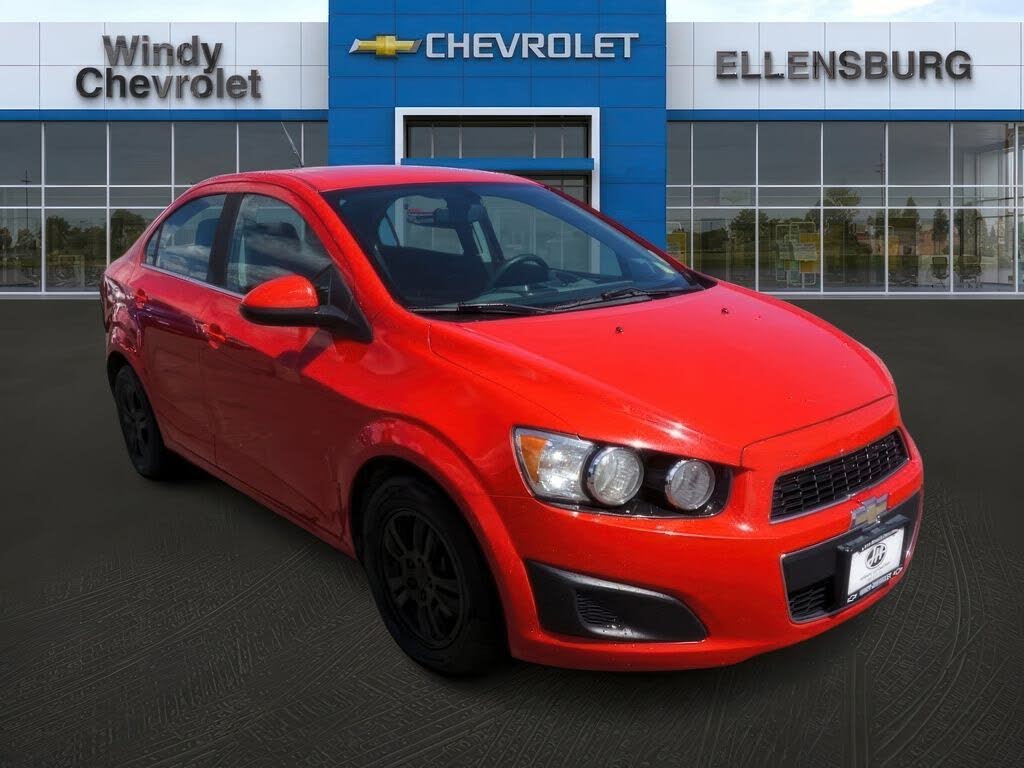 2014 Chevrolet Sonic LTZ Sedan FWD
