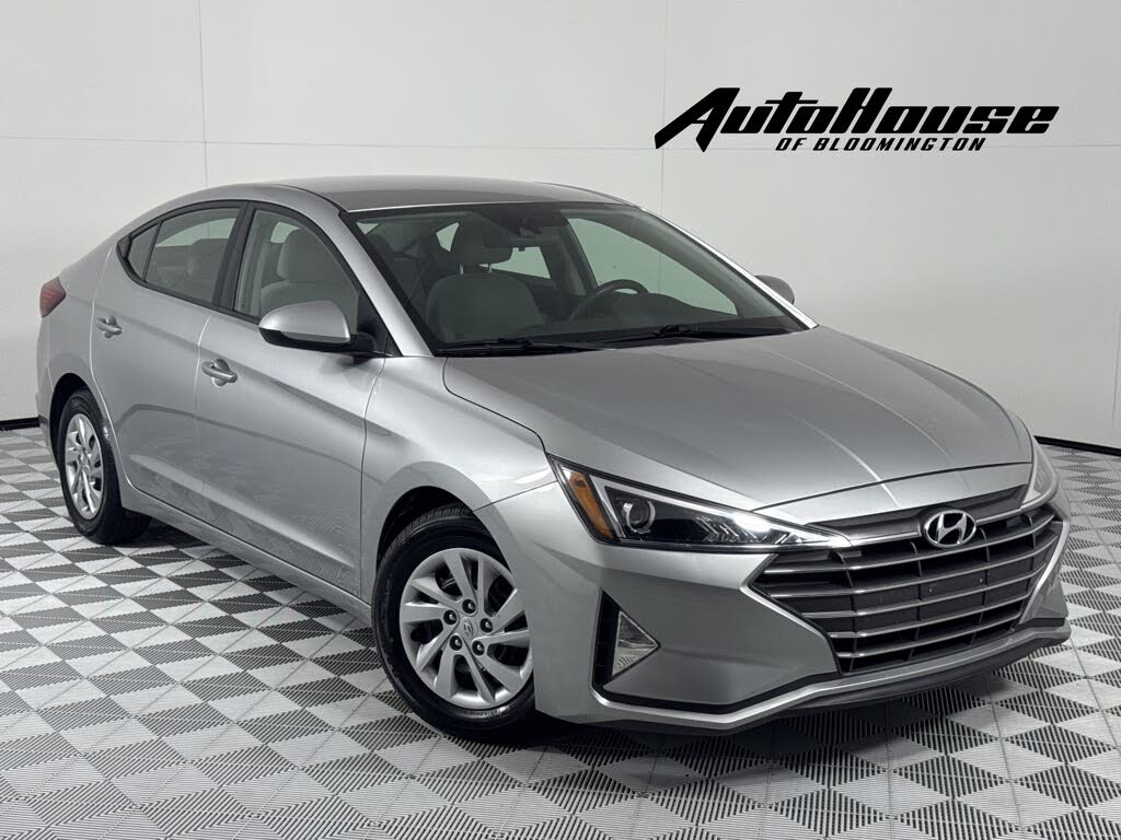 2020 Hyundai Elantra SE FWD