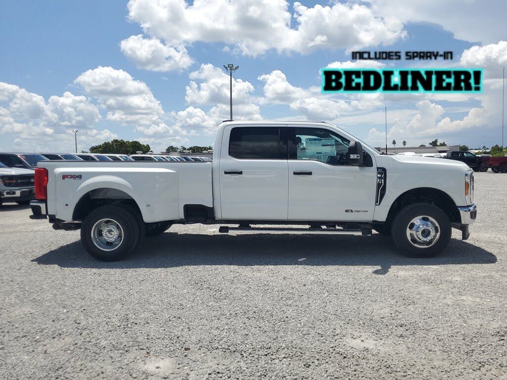 2026 Ford F-350 Super Duty XLT Crew Cab LB DRW 4WD