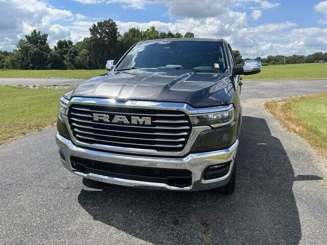 2026 RAM 1500 Laramie Crew Cab 4WD