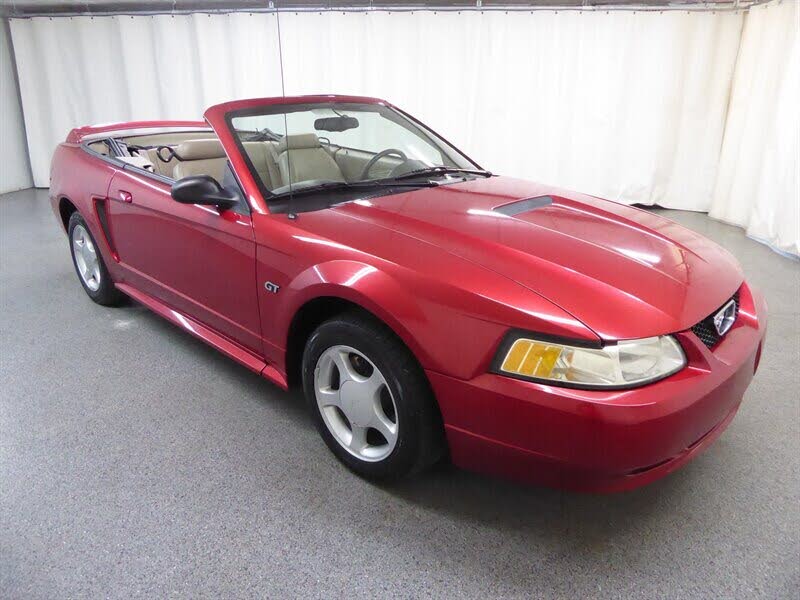 2000 Ford Mustang GT Convertible RWD