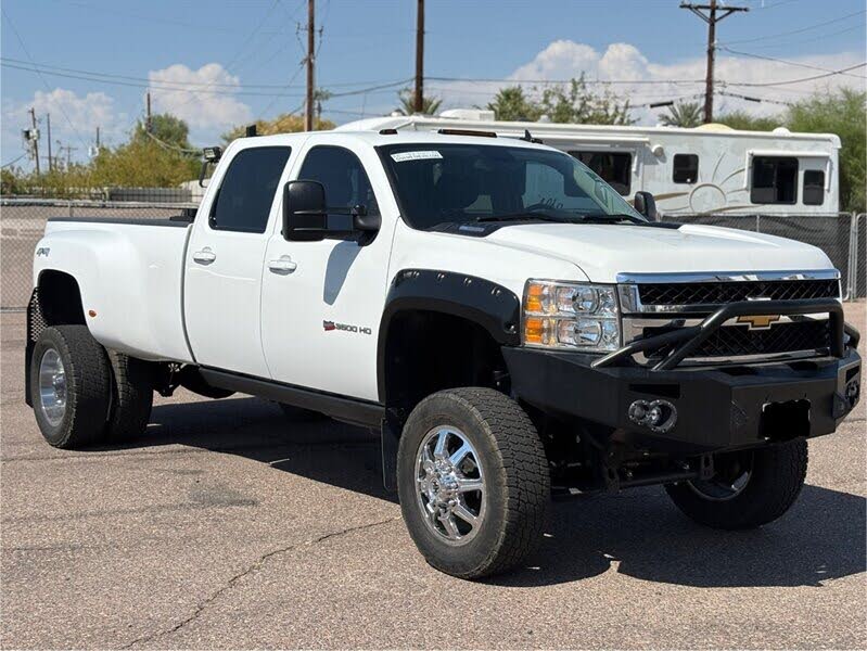 2011 Chevrolet Silverado 3500HD LTZ Crew Cab 4WD