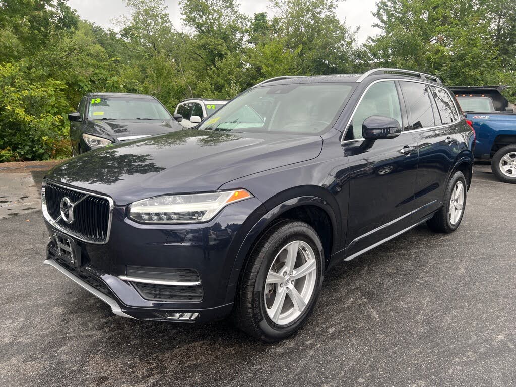 2016 Volvo XC90 T5 Momentum AWD