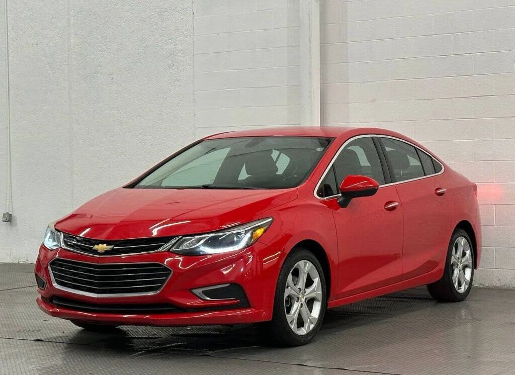 2018 Chevrolet Cruze Premier Sedan FWD
