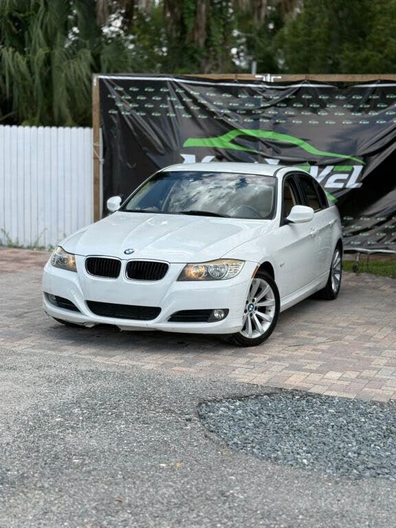 2011 BMW 3 Series 328i Sedan RWD