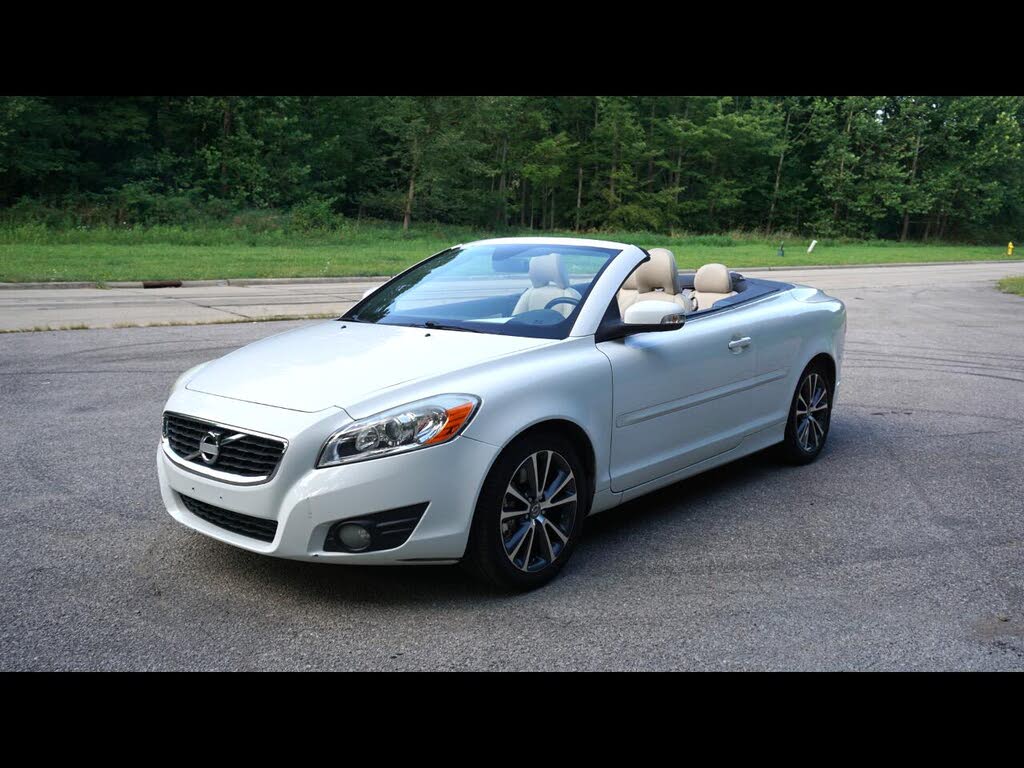 2011 Volvo C70 T5