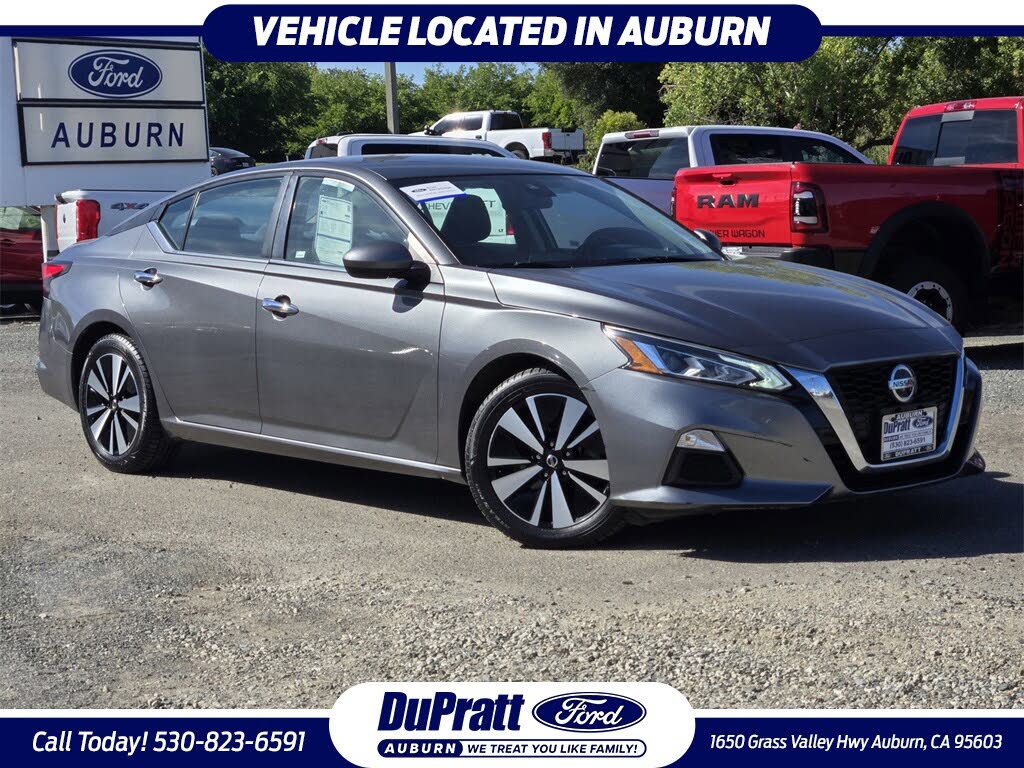 2022 Nissan Altima 2.5 SV FWD