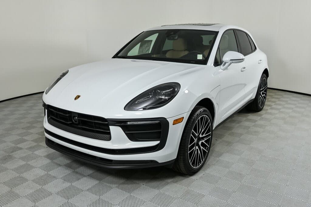2025 Porsche Macan