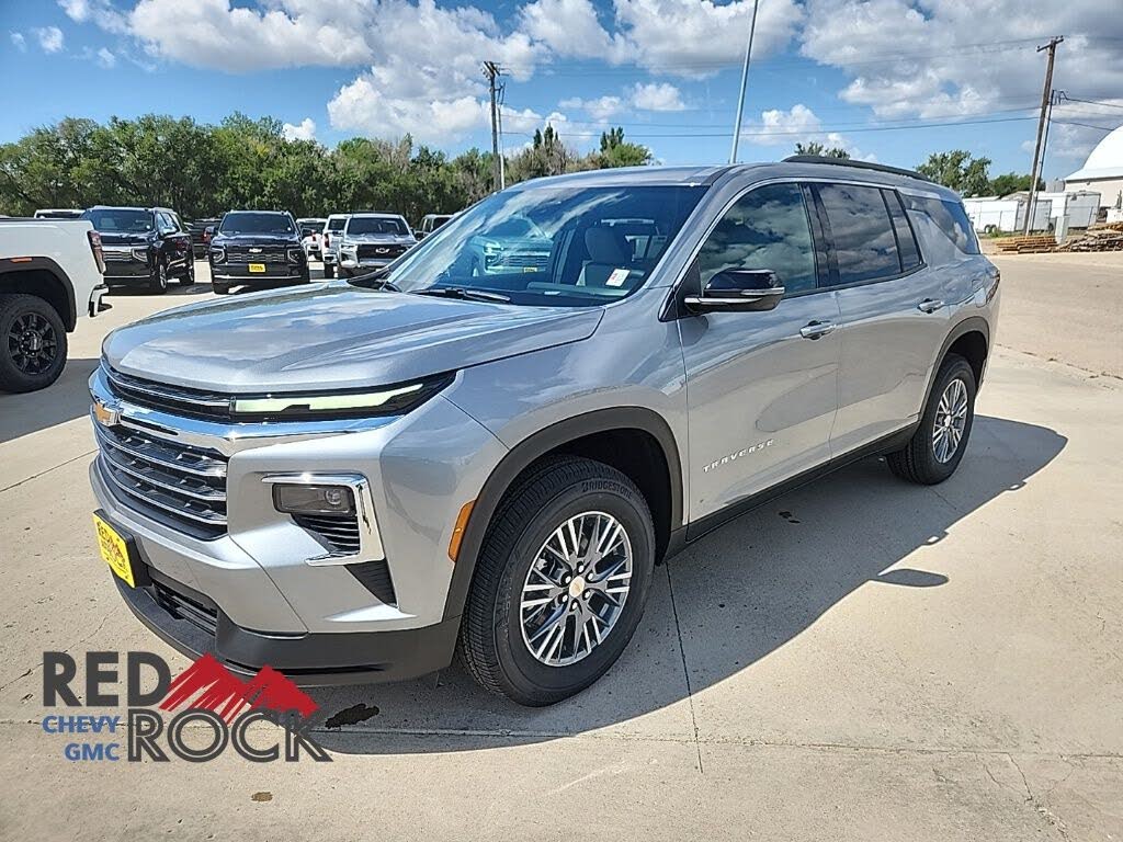 2026 Chevrolet Traverse LT FWD