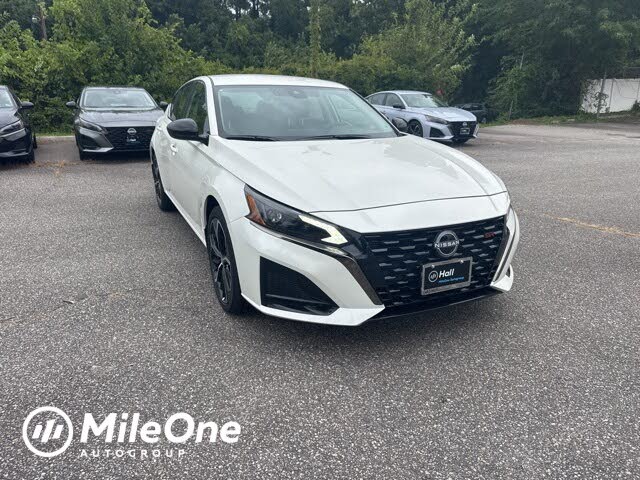 2025 Nissan Altima 2.5 SR FWD