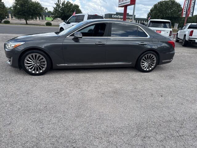 2018 Genesis G90 Premium