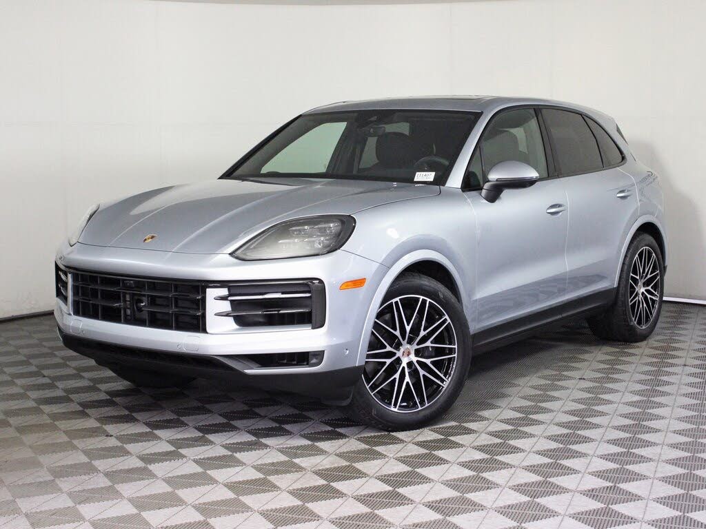 2025 Porsche Cayenne AWD