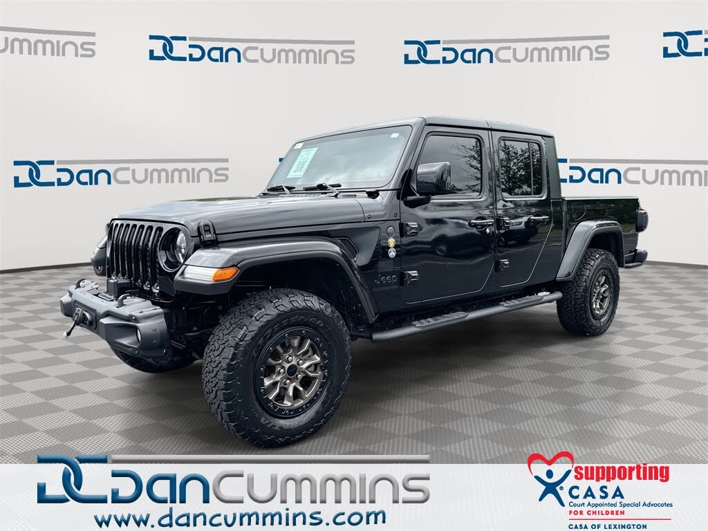 2023 Jeep Gladiator Sport Crew Cab 4WD