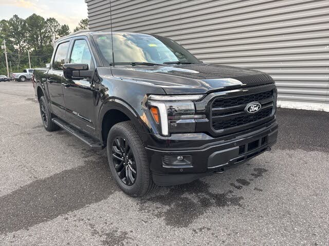 2025 Ford F-150 Lariat SuperCrew 4WD