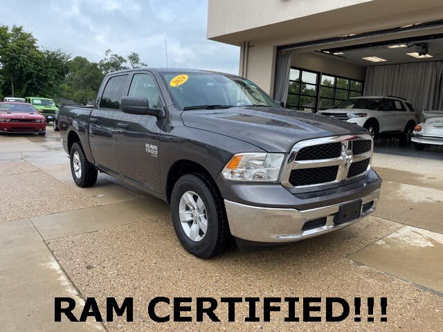2024 RAM 1500 Classic Tradesman Crew Cab 4WD