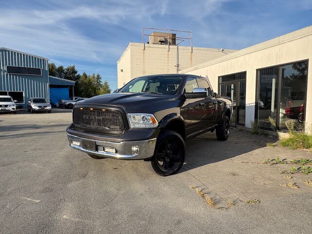 2018 RAM 1500 Laramie Crew Cab 4WD