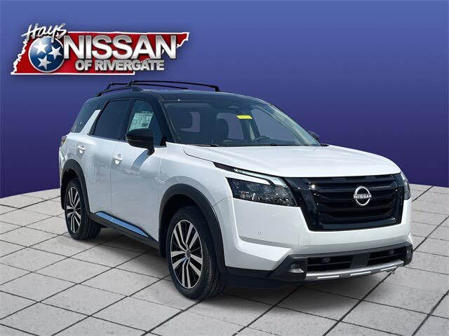 2025 Nissan Pathfinder Platinum 4WD