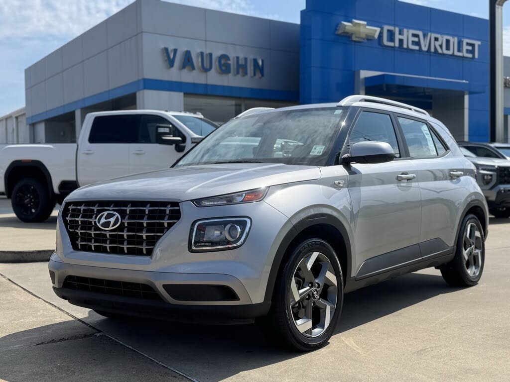 2024 Hyundai Venue SEL FWD