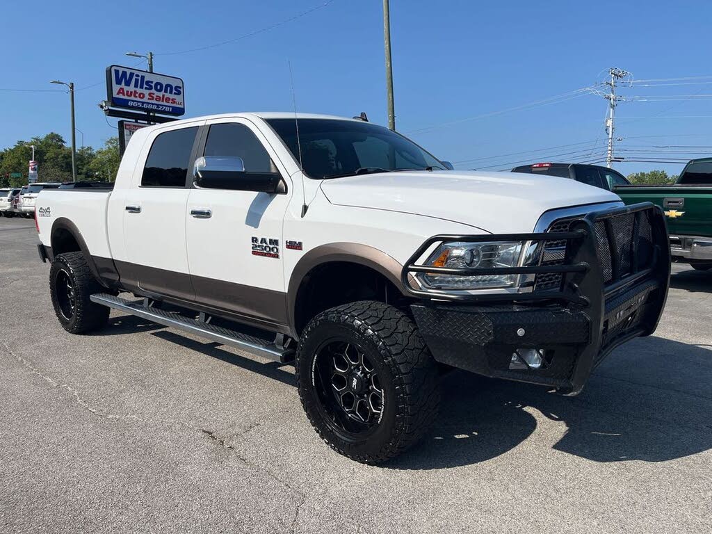 2017 RAM 2500 Laramie Mega Cab 4WD
