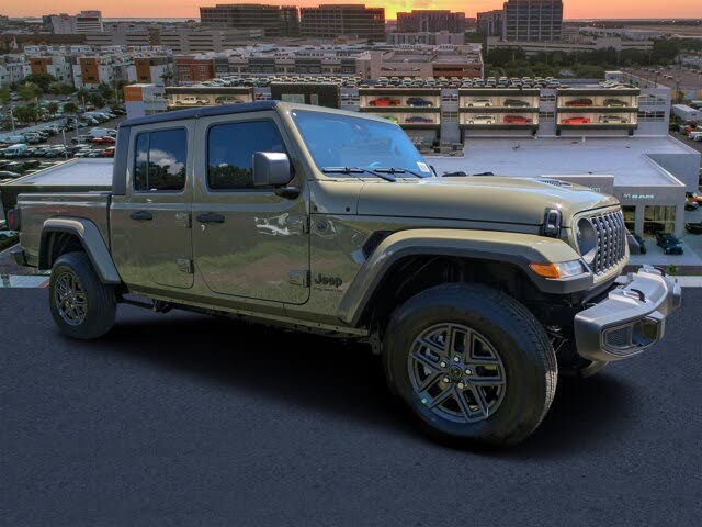 2025 Jeep Gladiator Sport S Crew Cab 4WD